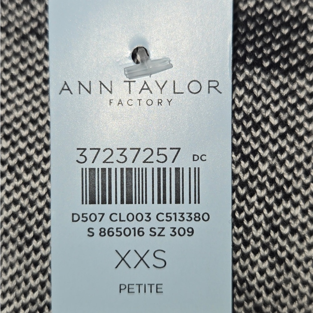 Ann Taylor White and Black Checkered Cardigan - Picture 3 of 3